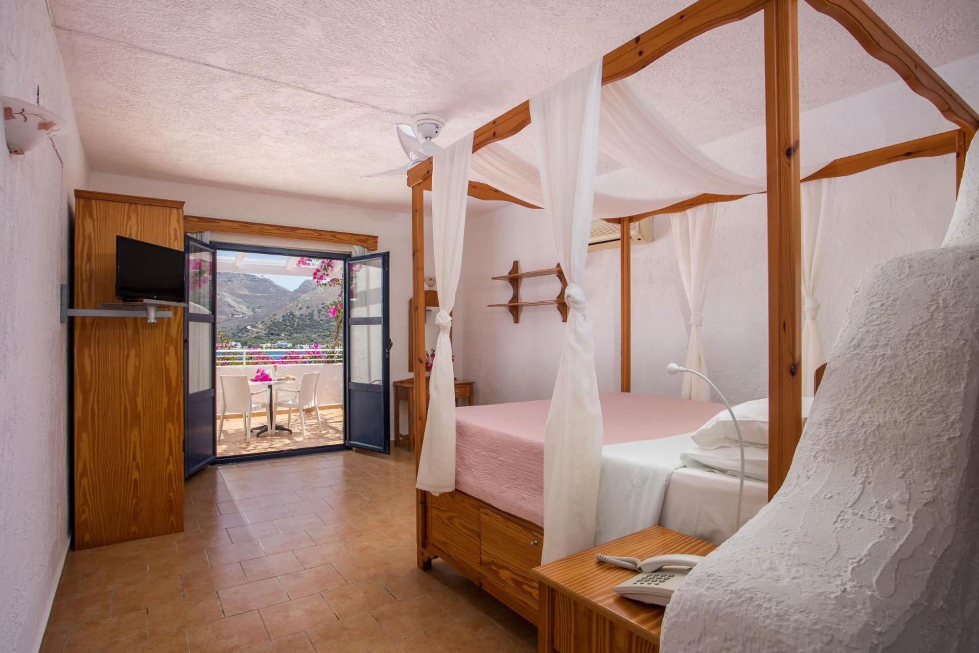 Ilidi Rock Aparthotel Livádia Kültér fotó